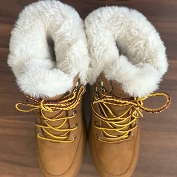 New Timberland Cortina Valley Winter Hiker WP Boot Size: 7.5 - Picture 9 of 13